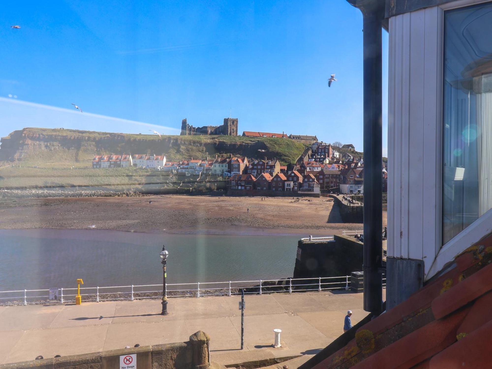 Beachfront Whitby Eksteriør billede